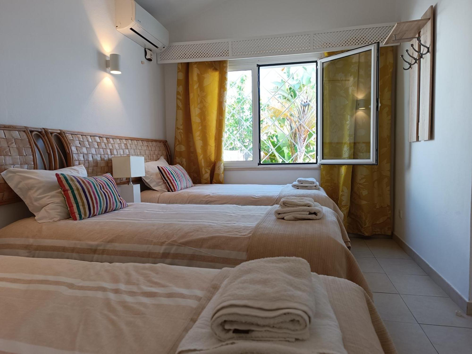 Villa 81 Amazing Villa In A Fantastic Location On Oura Beach 알부페이라 외부 사진
